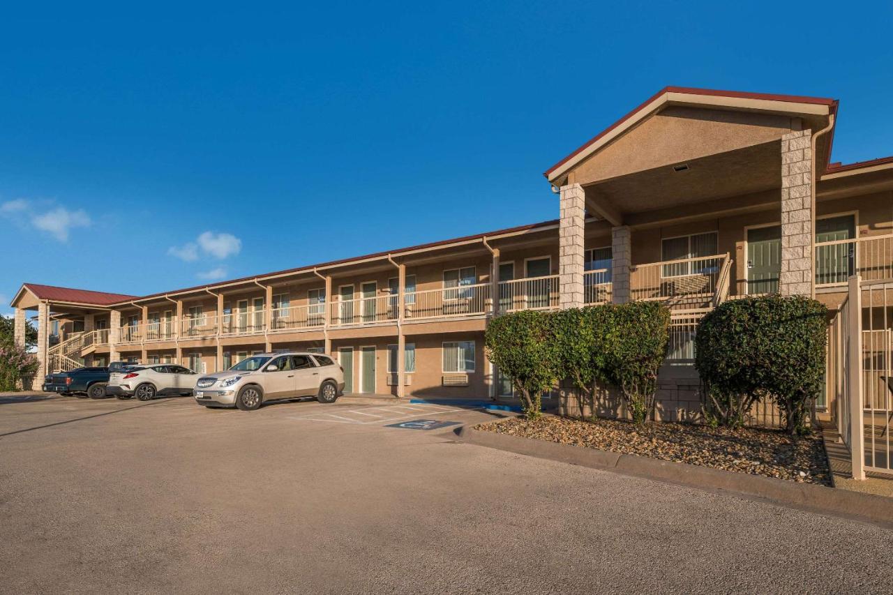 Quality Inn Sonora Εξωτερικό φωτογραφία