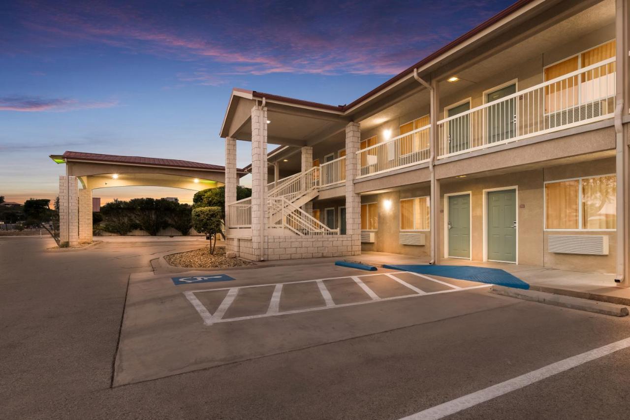 Quality Inn Sonora Εξωτερικό φωτογραφία