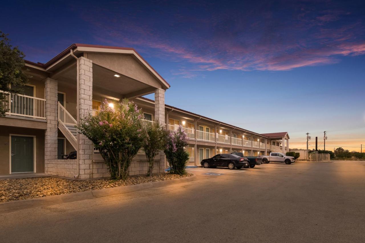 Quality Inn Sonora Εξωτερικό φωτογραφία